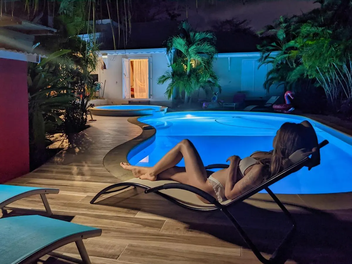 Villa Avec Piscine Saint-François